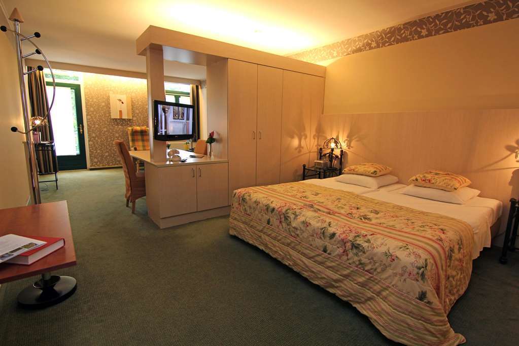 Restaurant Oolderhof Bv Hotel Roermond Room photo